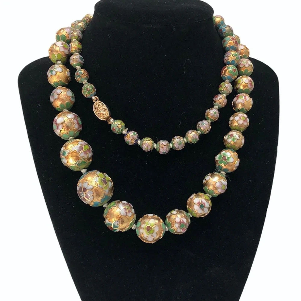 VINTAGE GRADUATED CLOISONNÉ BEAD NECKLACE 30.5